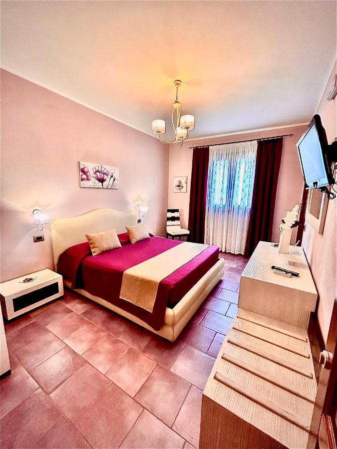 B&B L'Angolino Della Nonna Кастелуцо Екстериор снимка