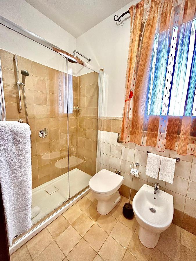 B&B L'Angolino Della Nonna Кастелуцо Екстериор снимка