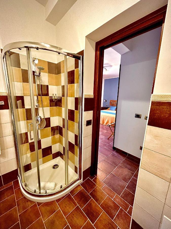 B&B L'Angolino Della Nonna Кастелуцо Екстериор снимка