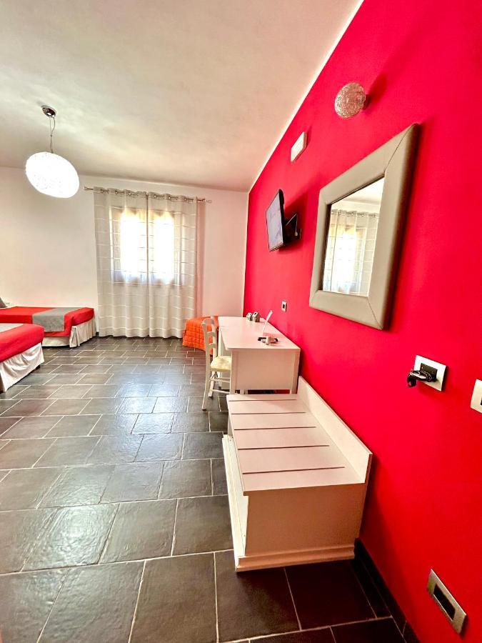 B&B L'Angolino Della Nonna Кастелуцо Екстериор снимка